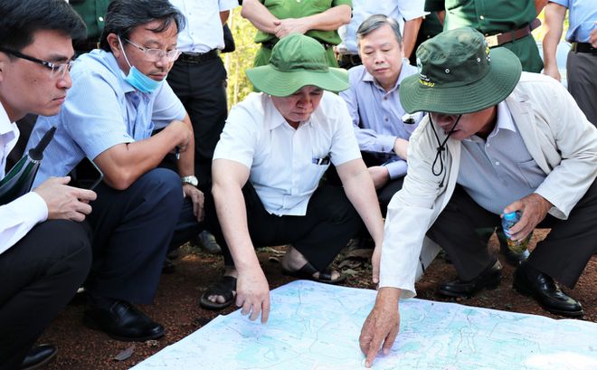 Bình Phước khảo sát xây dựng sân bay lưỡng dụng tại Hớn Quản 1 Bí thư Tỉnh Bình Phước đi khảo sát xây dựng sân bay lưỡng dụng 500ha tại Hớn Quản