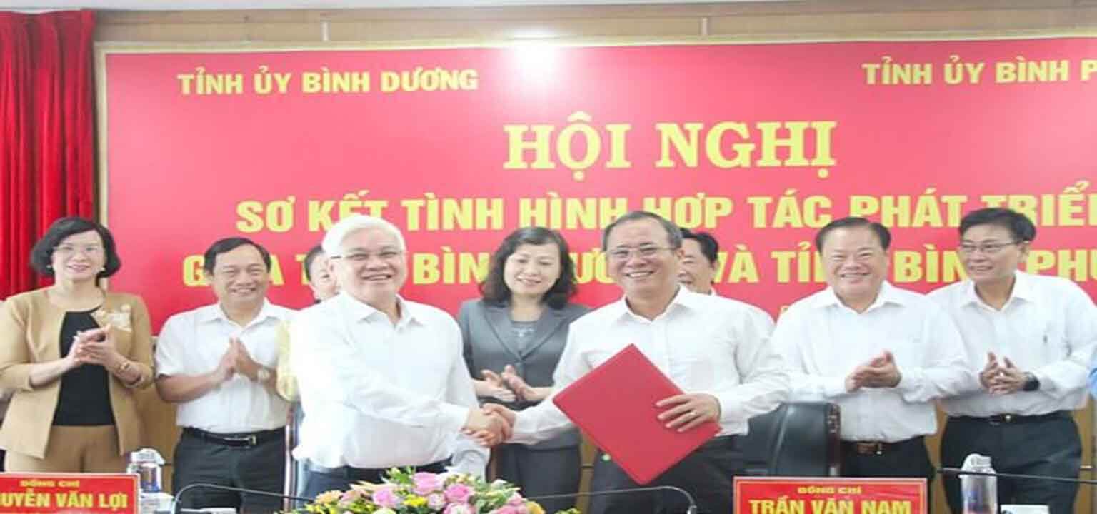 Bình Dương và Bình Phước phối hợp xây cao tốc 24 nghìn tỷ đồng 1 Lãnh đạo Bình Dương và Bình Phước hợp tác xây dựng cao tốc